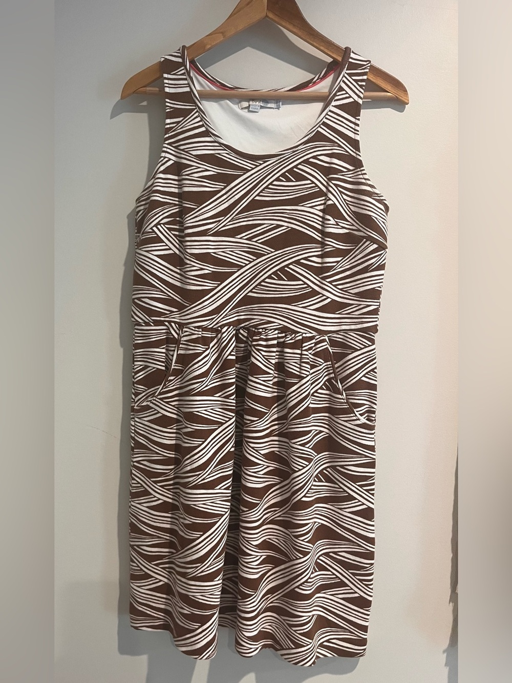 Boden Brown & White Dress 10 MEDIUM Stretch Pockets Sleeveless Office Work